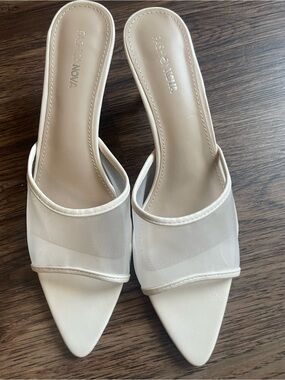Fashion Nova Cream Mesh Pointed Slide Heels